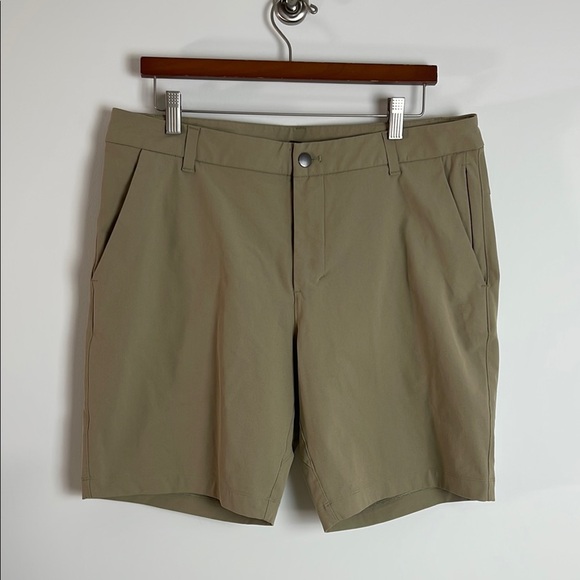 Lululemon Athletica Beige Shorts size 34 inseam 9 inch - Picture 1 of 6